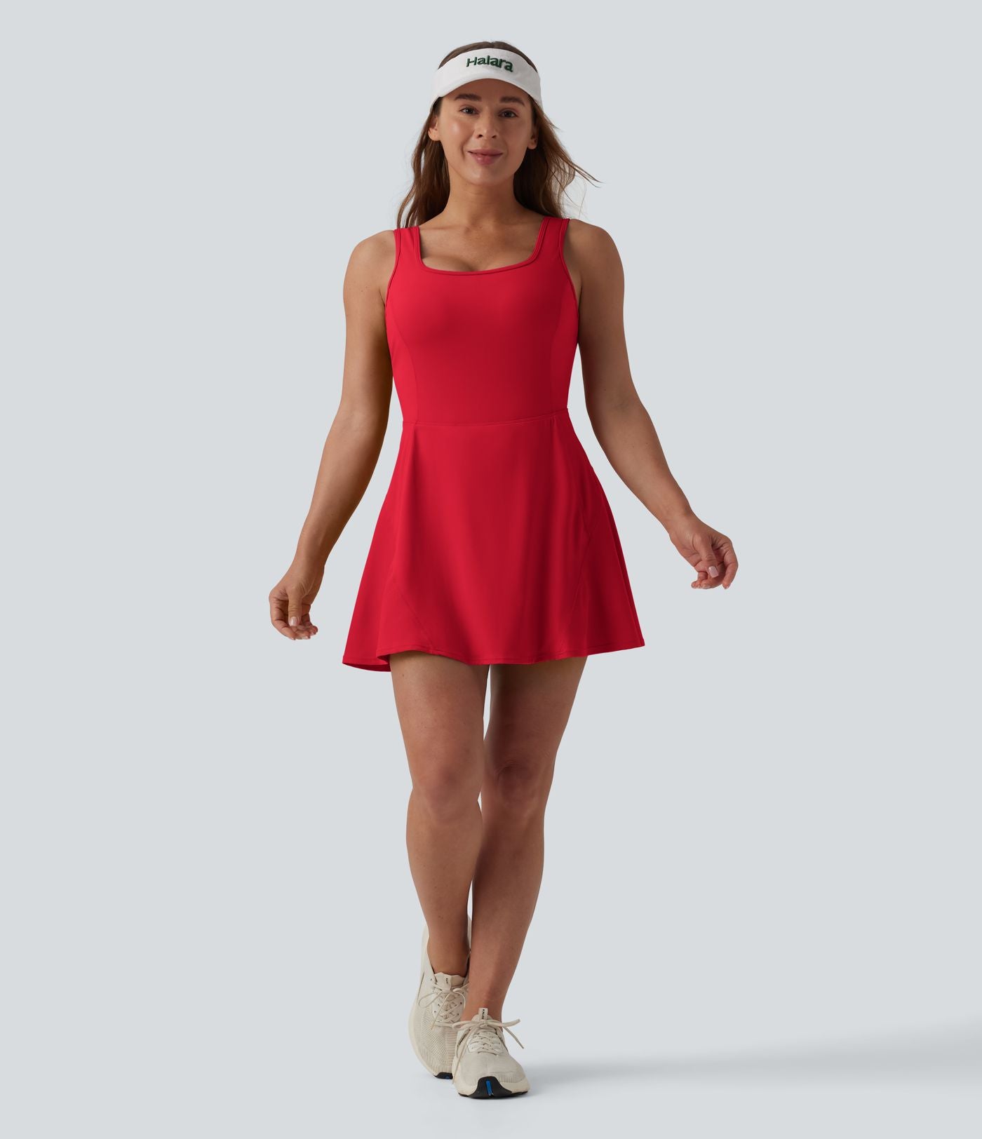 Robe de sport mini 2-en-1 SoftlyZero™ Airy col U poches effet frais InstantCool danse bonnets E-G, accès facile Easy Peasy