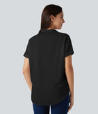 Blouse habillée en mousseline col V à manches courtes, ourlet arrondi et tissu infroissable