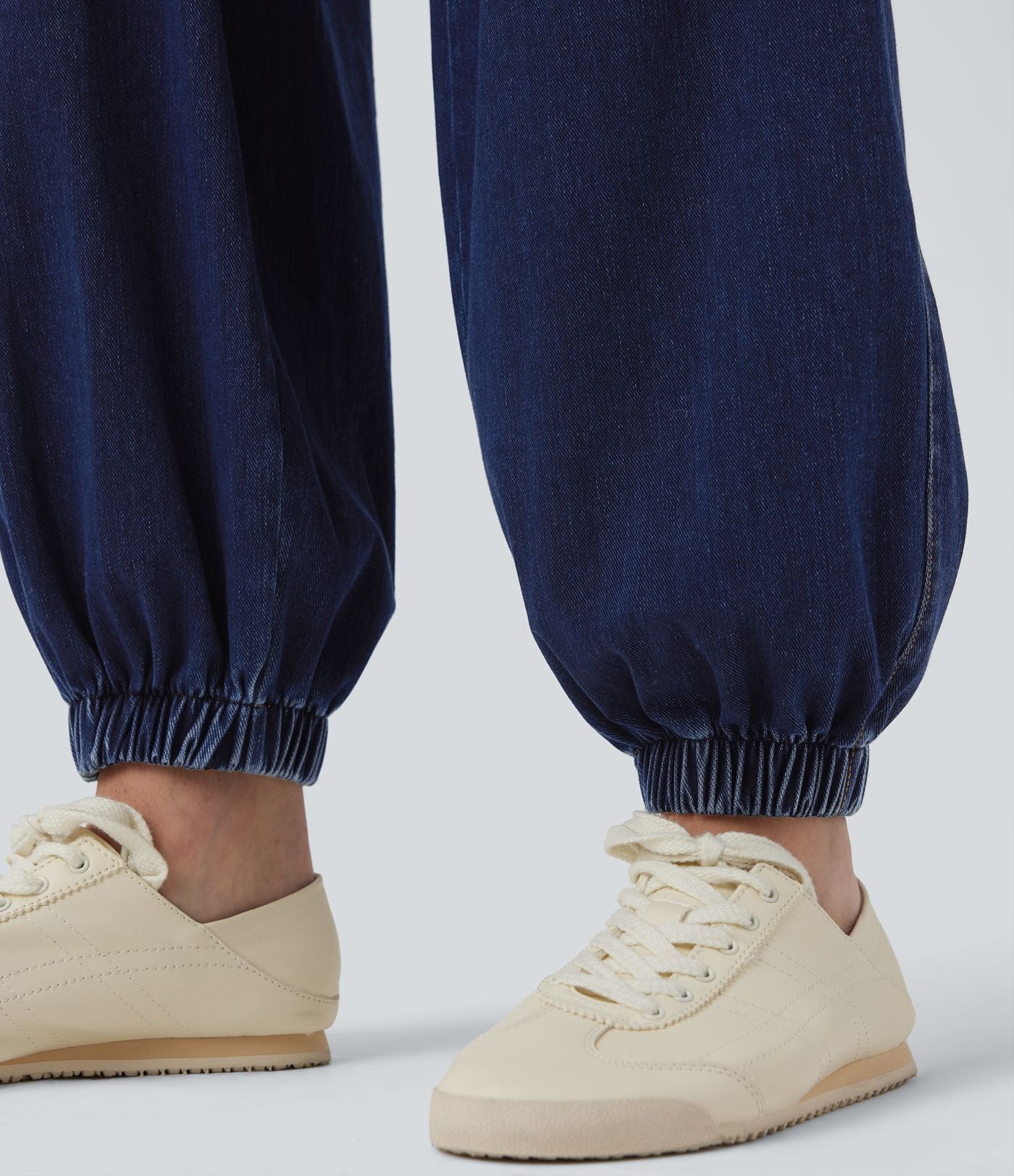 Jean décontracté Halara Flex™ taille mi-haute avec cordon de serrage et pochesns