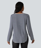 T-shirt casual rayé à col bateau, manches longues et ourlet arrondi