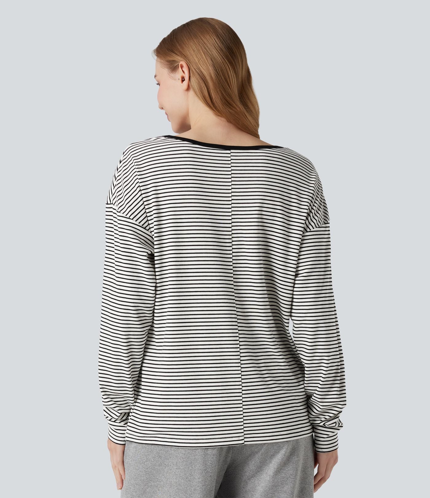 T-shirt rayé col V manches longues
