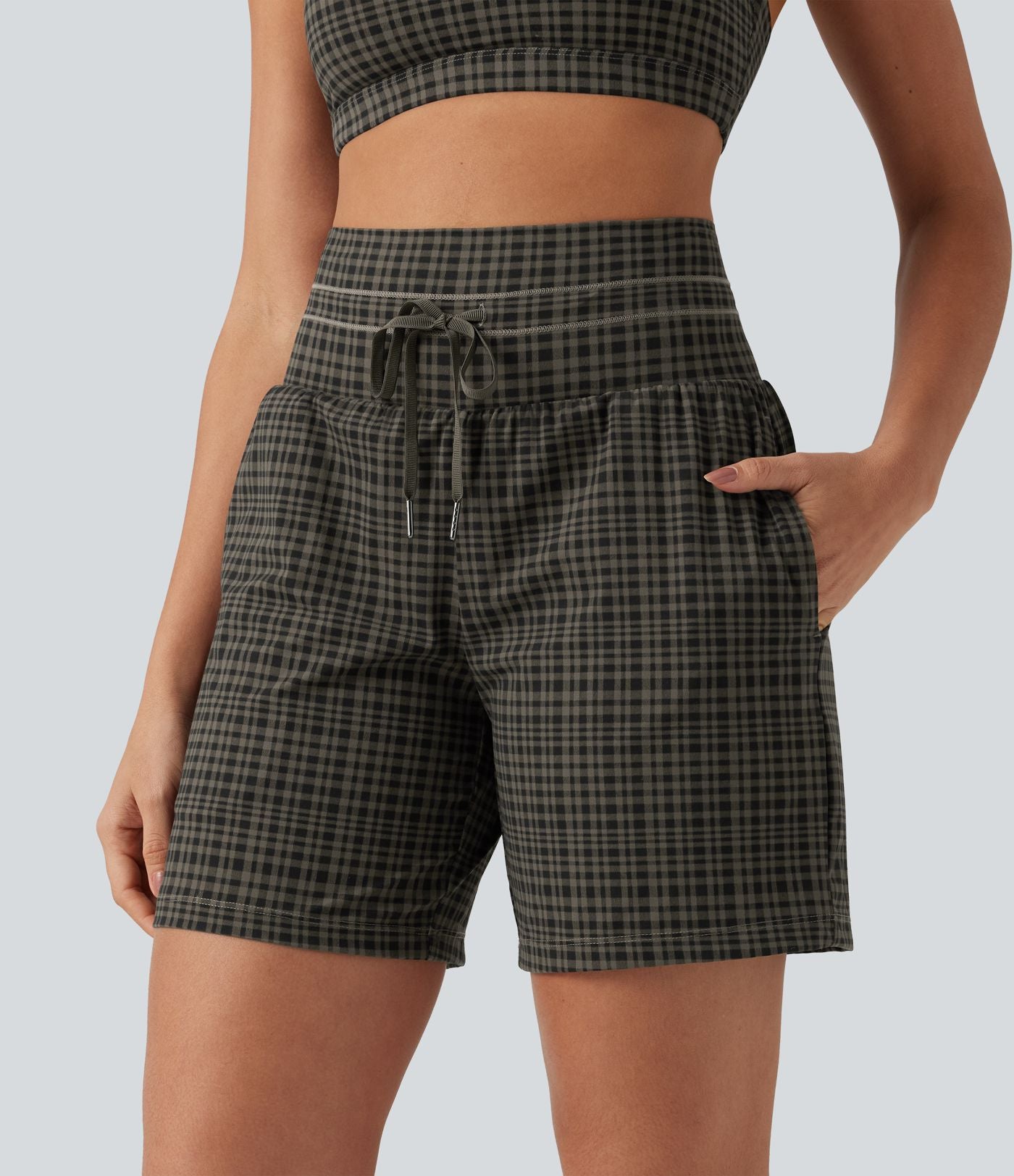 Short de yoga 2-en-1 ultra taille haute UltraSculpt™ à carreaux et cordon de serrage 17,5 cm avec poches