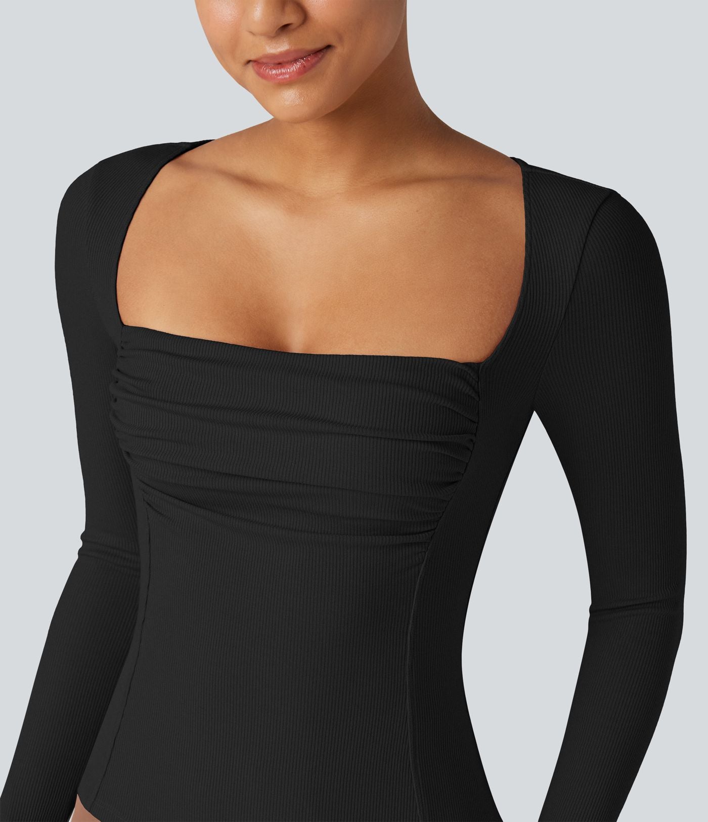 T-shirt tailleur côtelé col carré froncé manches longues