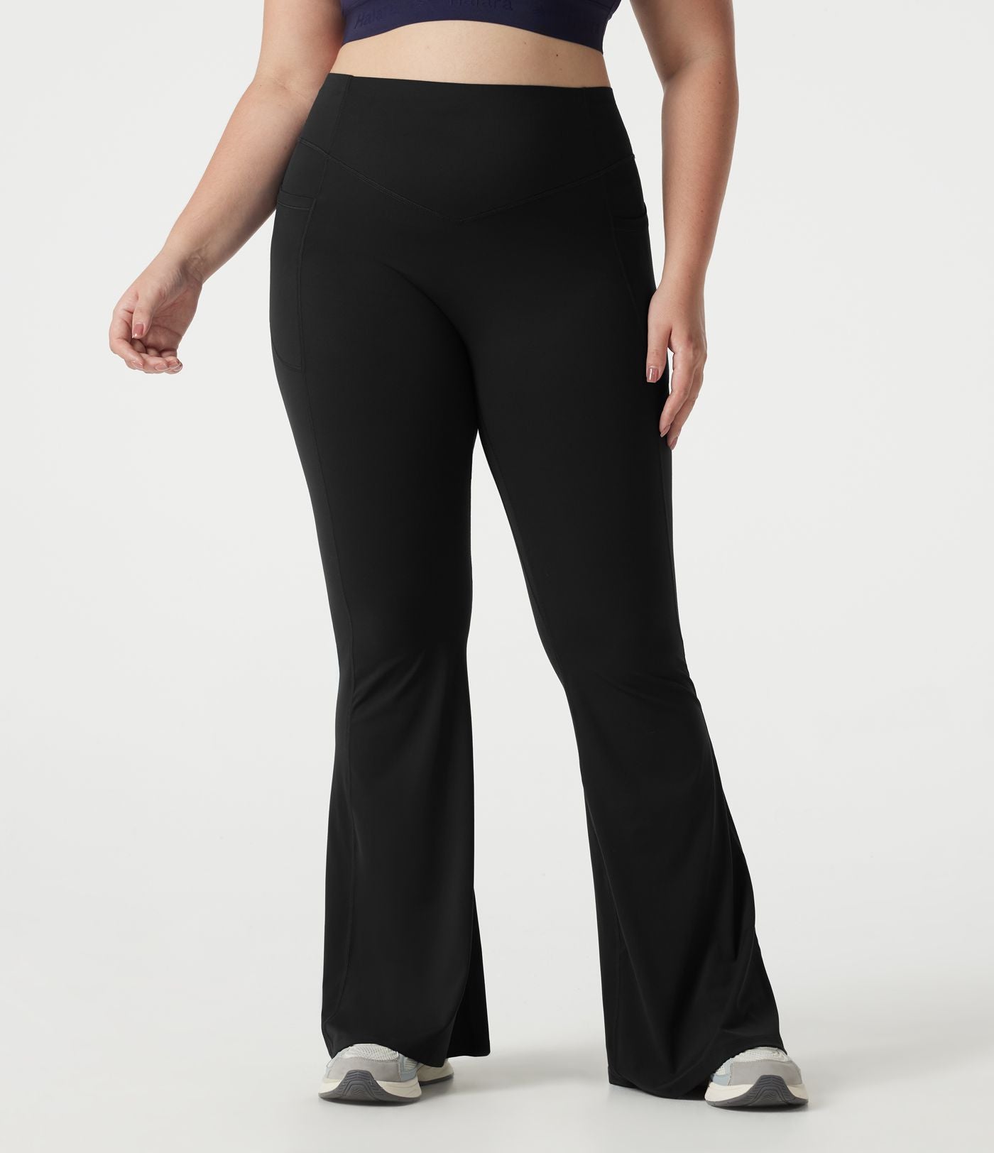Legging flare évasé gainant grande taille Halara UltraSculpt™ taille haute, effet push-up fessier avec poches