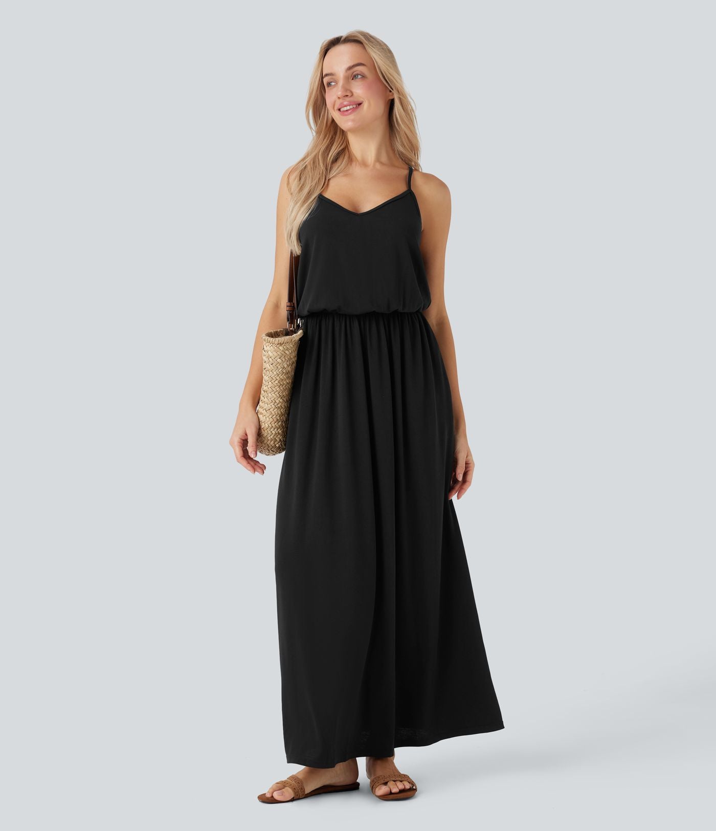 Robe longue fluide type nuisette à bretelles ajustables avec poches