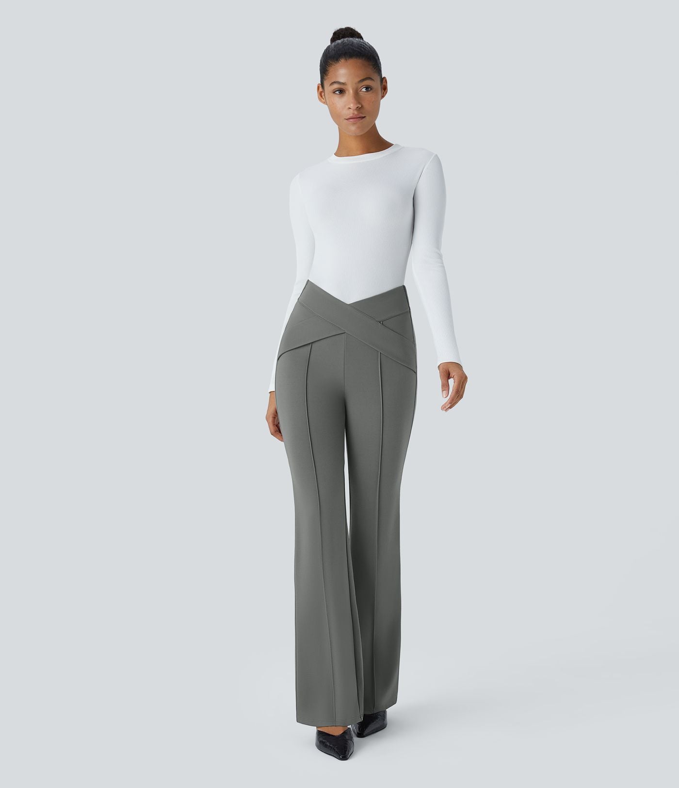Pantalon croisé taille haute