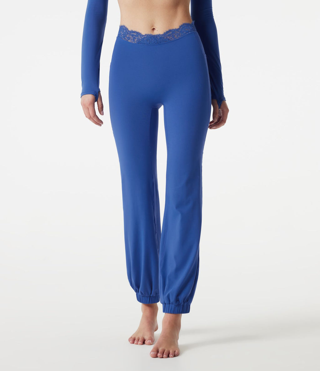 Jogging de danse coupe ballon taille haute SoftlyZero™ avec dentelle contrastée, poches et protection solaire UPF50+