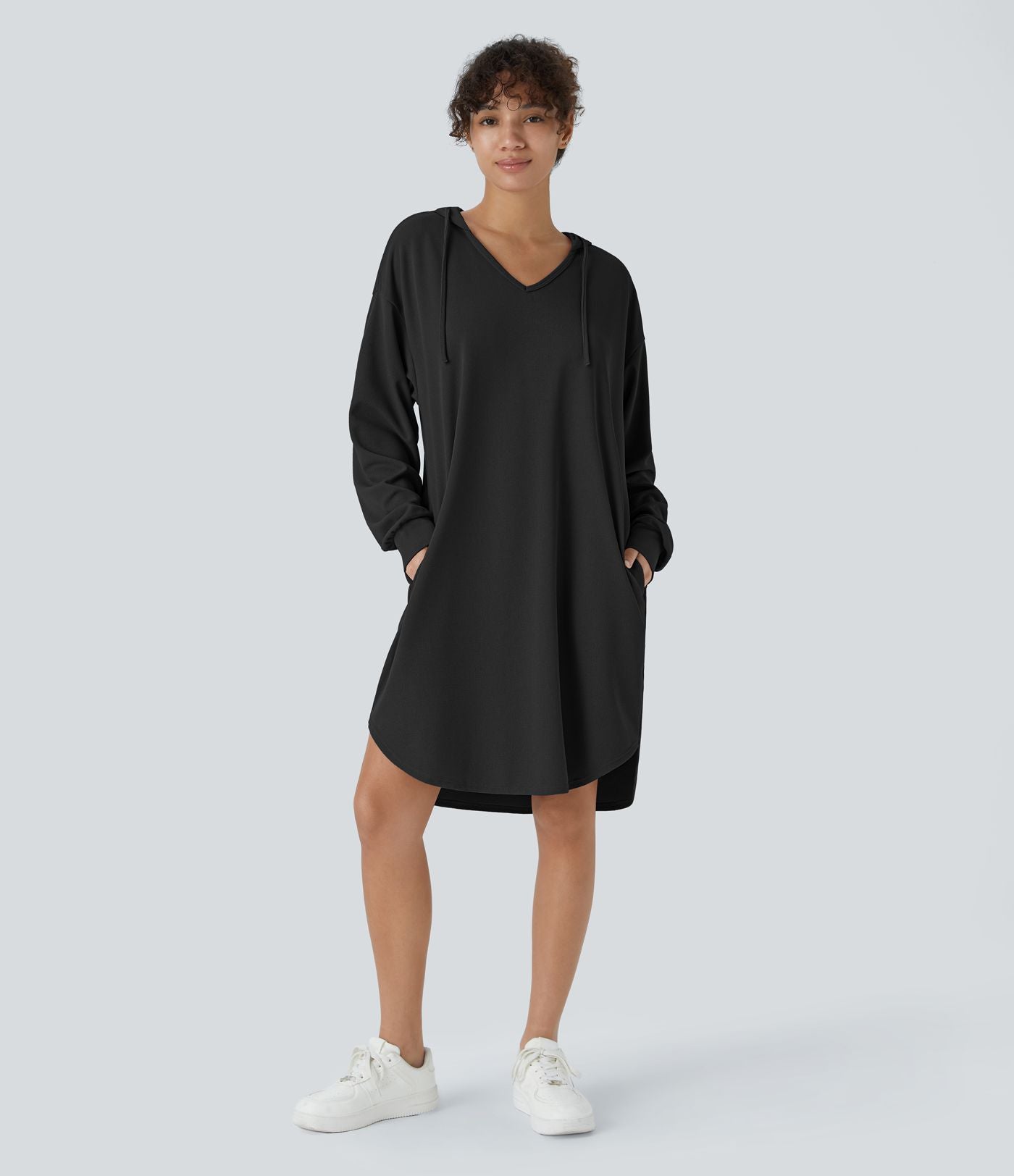 Robe Sweatshirt Casual à Capuche avec Cordon Poches Latérales Ourlet Courbé Asymétrique Oversize Mini en Tissu Gaufré