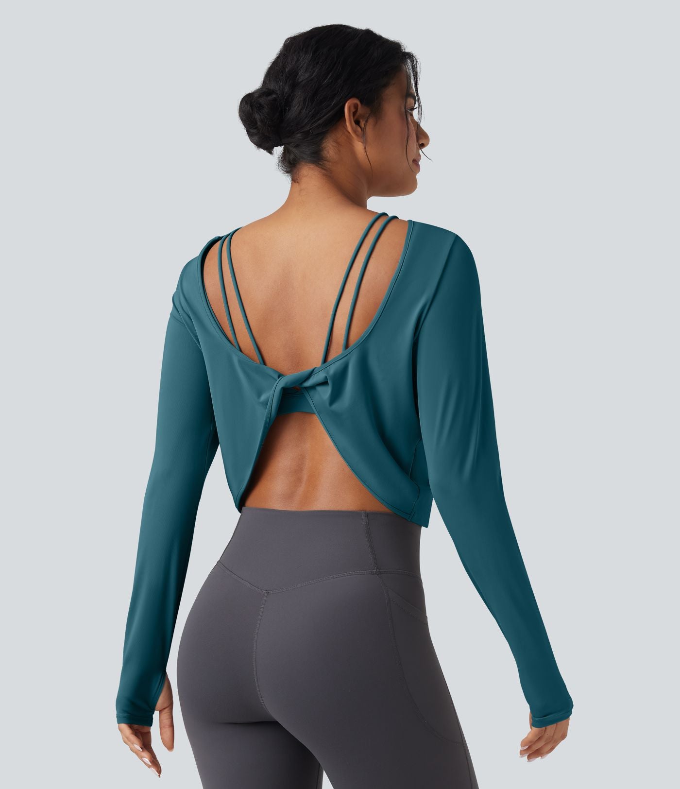 Top de sport yoga SoftlyZero™ QuickDry 2-en-1 dos nu torsadé manches longues avec trous pouces