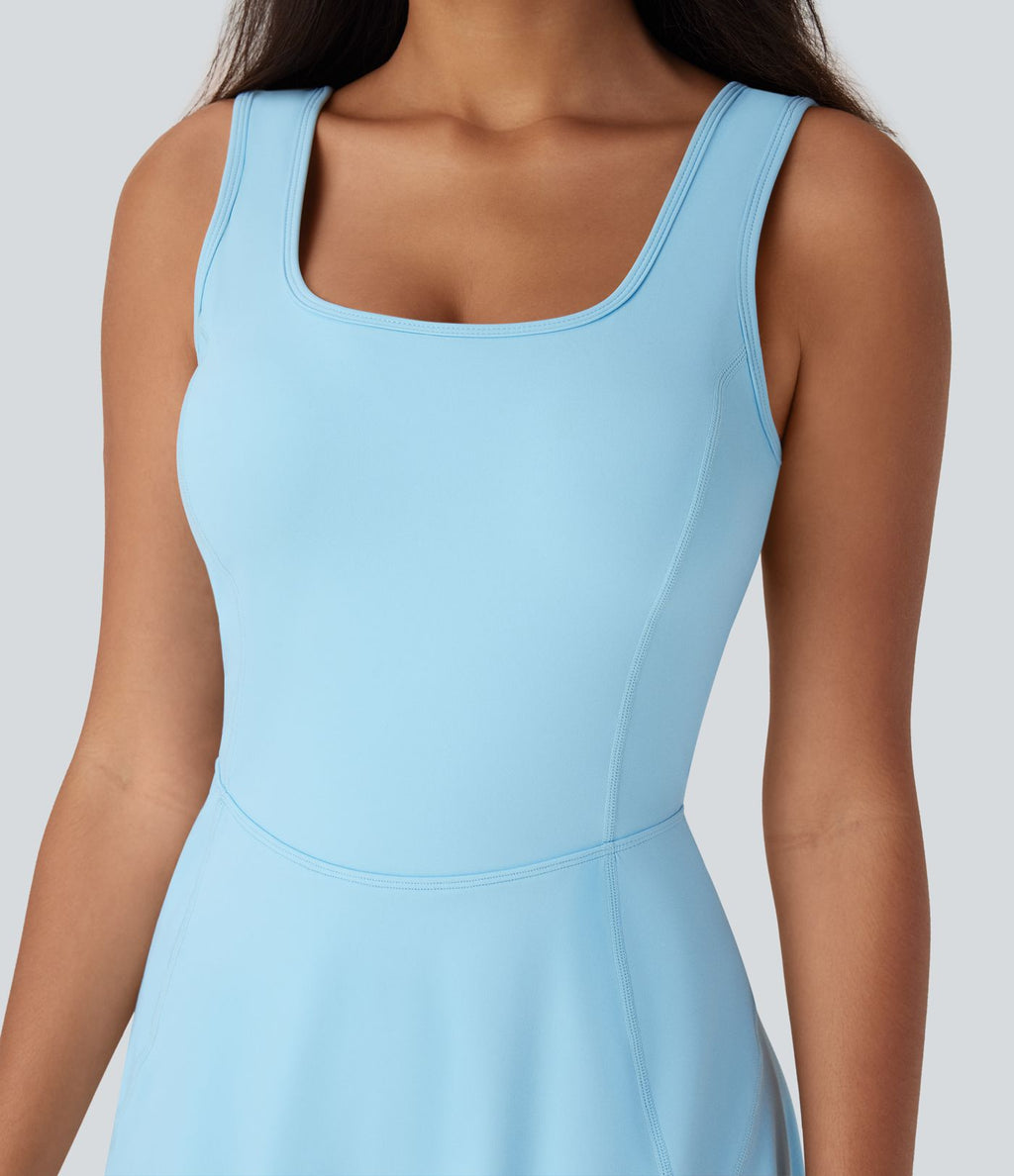 Robe SoftlyZero™ Airy de danse mini 2-en-1 dos nu, col U, bretelles croisées, poches latérales et effet frais InstantCool, accès facile Easy Peasy