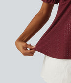 Blouse décontractée col V manches courtes bouffantes lacée ajourée