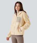 Veste sherpa randonnée à capuche manches longues avec poches