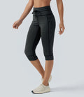 Legging 3/4 de yoga taille haute à rayures avec cordon de serrage et poches