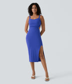 Robe midi laquée fendue, brassière intégrée, dos nu croisé
