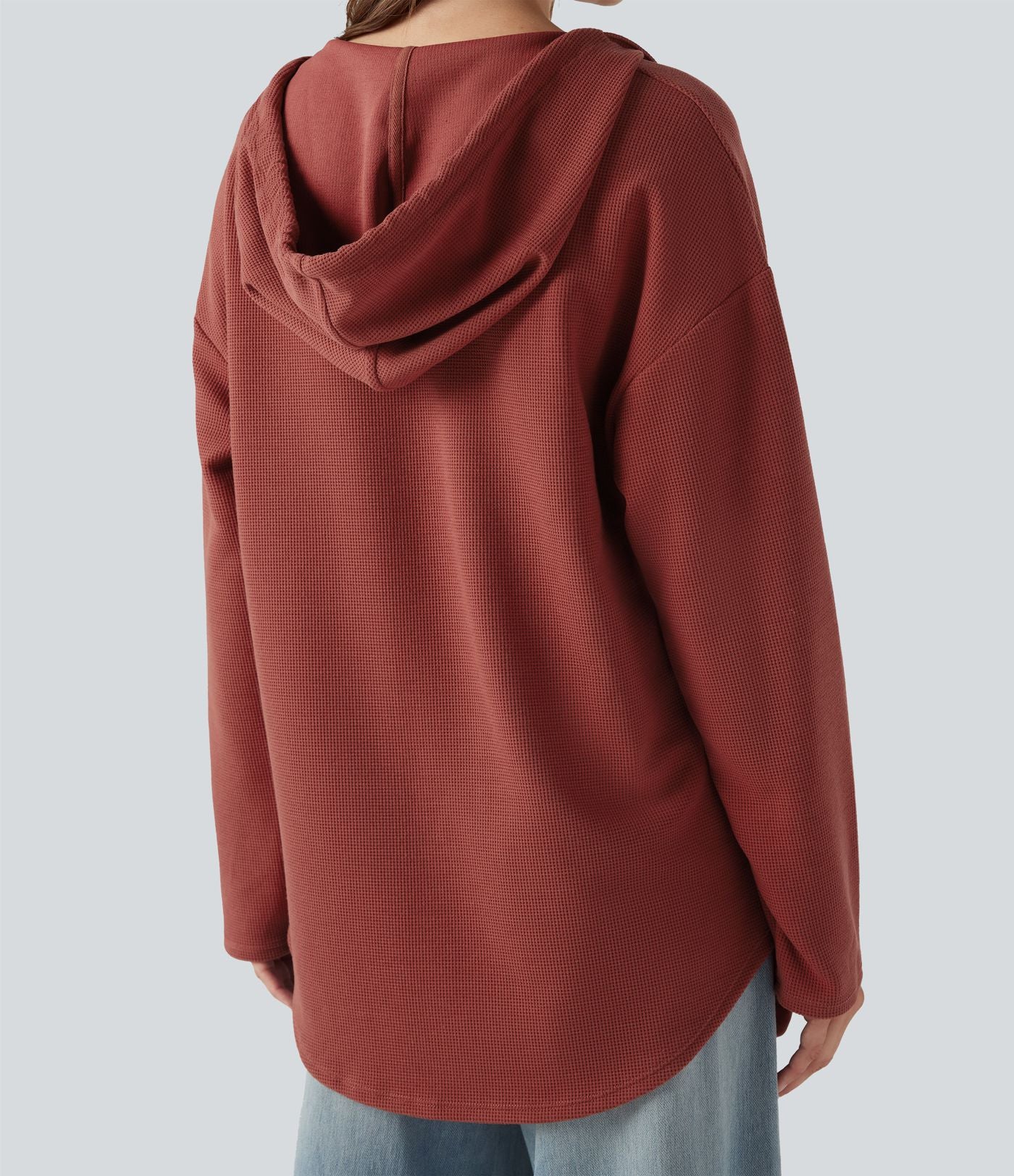 Sweat-shirt à capuche gaufré cordon de serrage manches longues ourlet arrondi avec poche