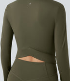 Veste yoga SoftlyZero™ Plush col montant manches longues avec trous pour pouces et dos croisé