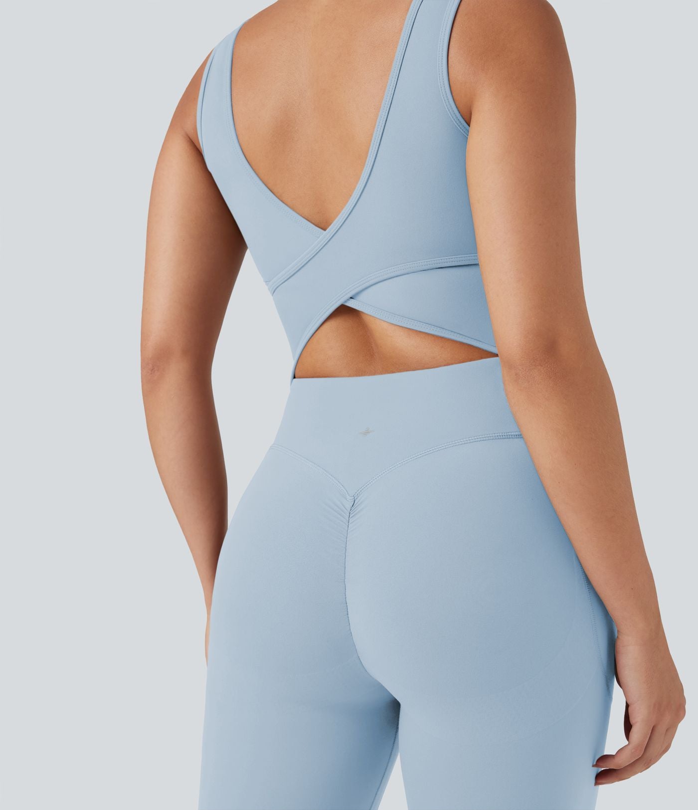 Combinaison de sport Halara UltraSculpt™ col V gainante push-up à poches