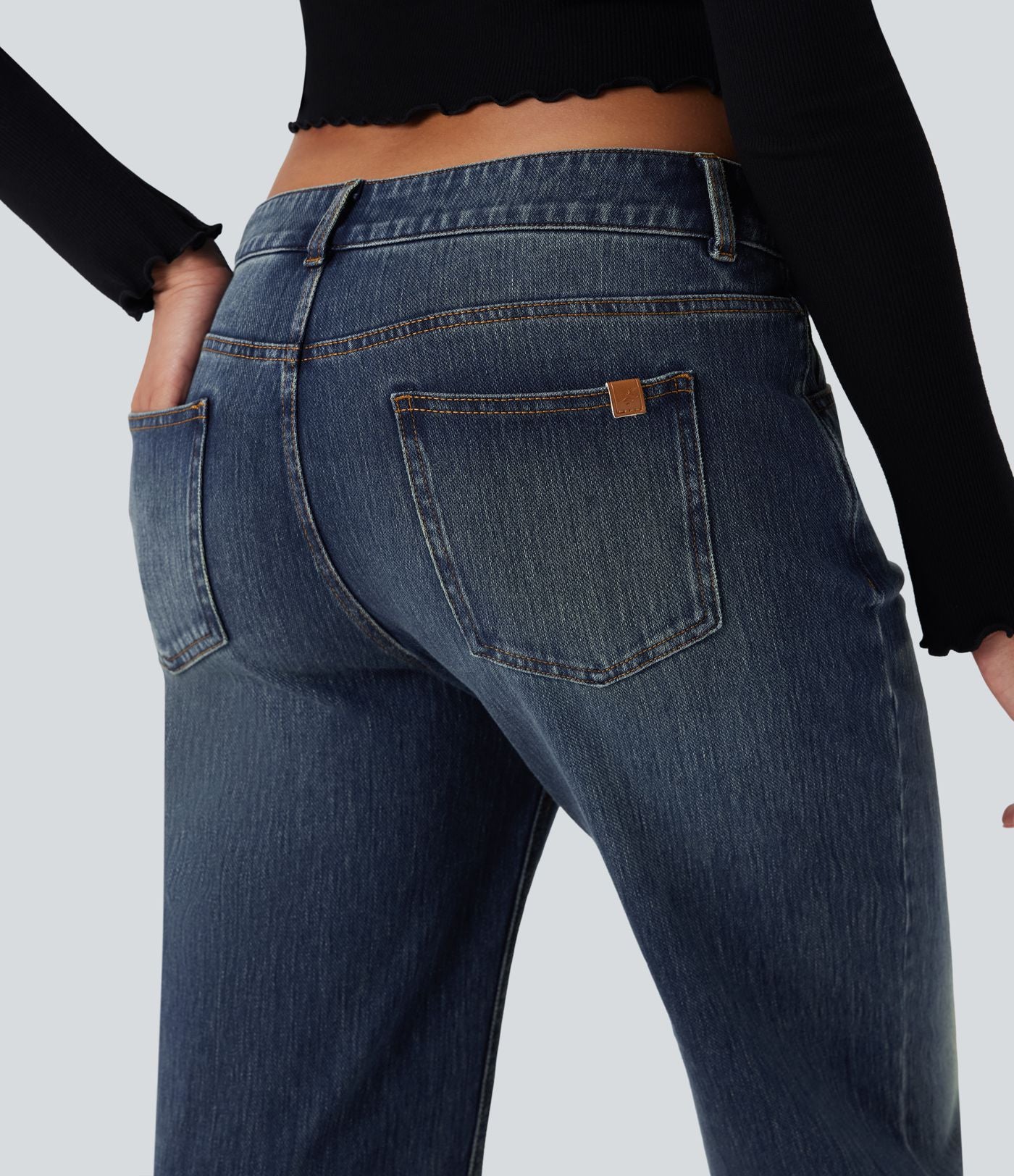 Jean décontracté Halara Flex™ asymétrique jambe droite taille basse avec poches
