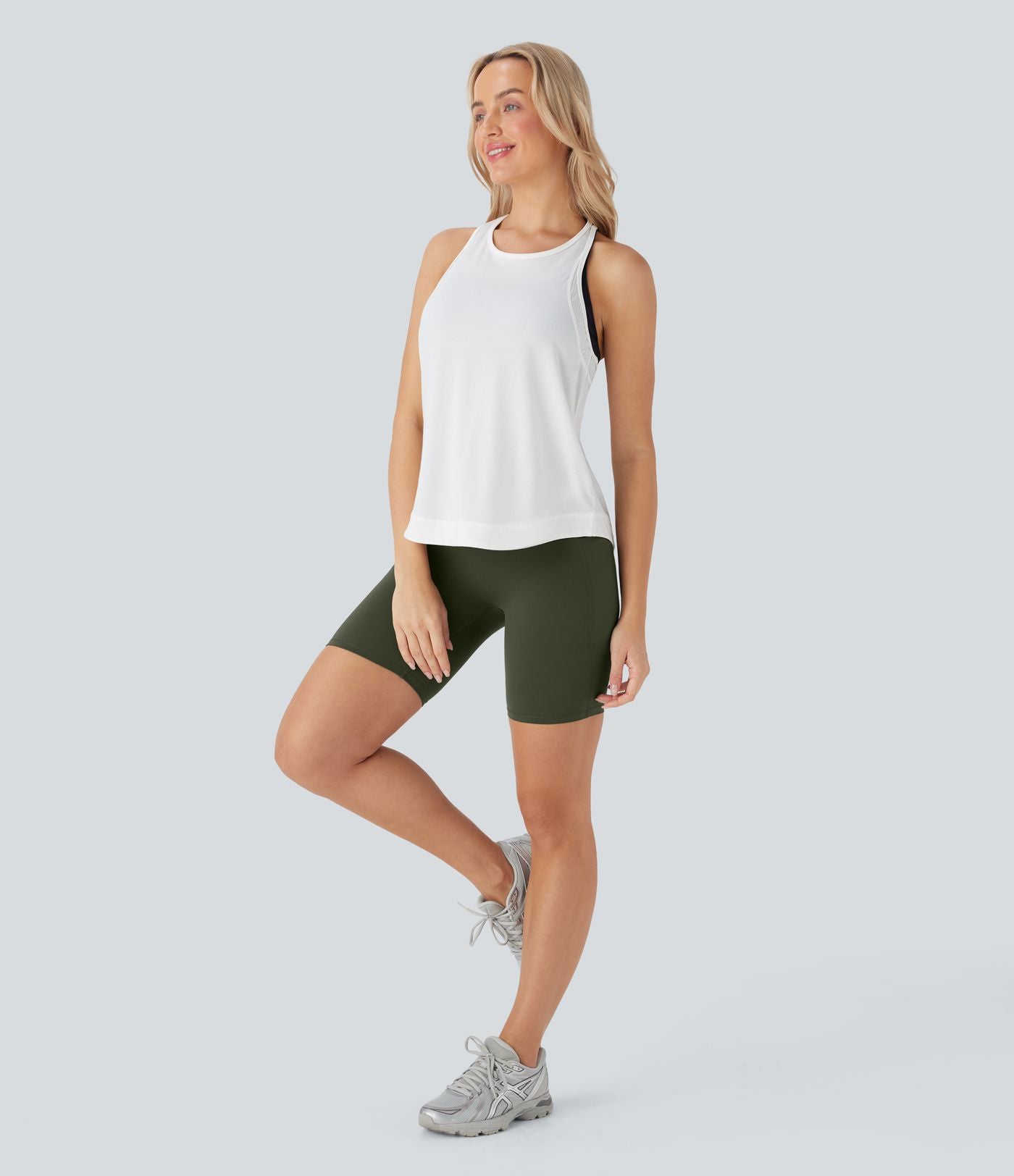 Short cycliste 17,5 cm d'entraînement gainant galbant taille haute avec poches Halara UltraSculpt™