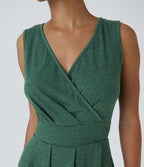 Robe Mi-Longue Plissée Décolleté Plongeant Sans Manches Haut Bas Ourlet Croisé