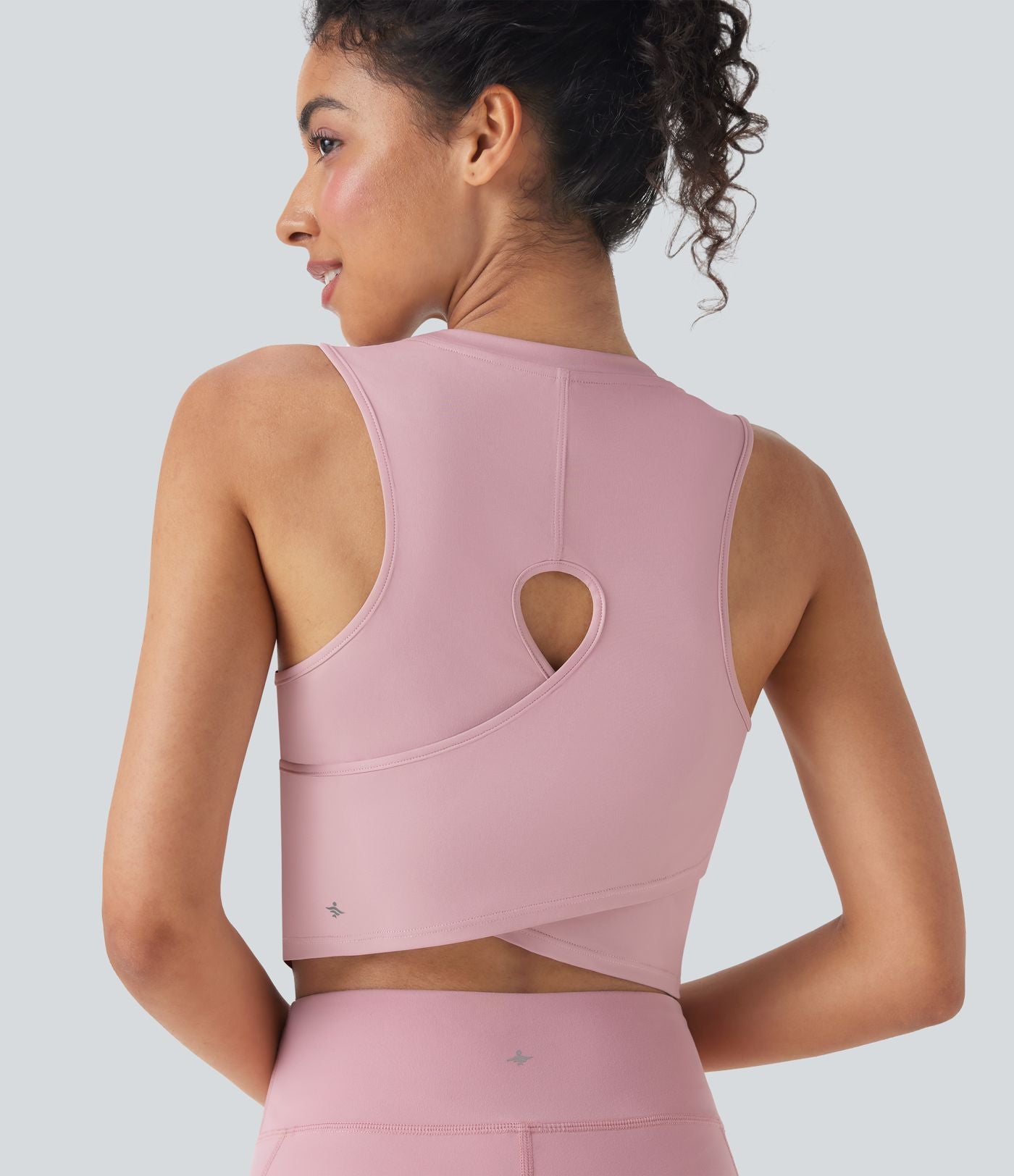 Débardeur Court de Yoga Uni à Ourlet Croisé avec Découpes