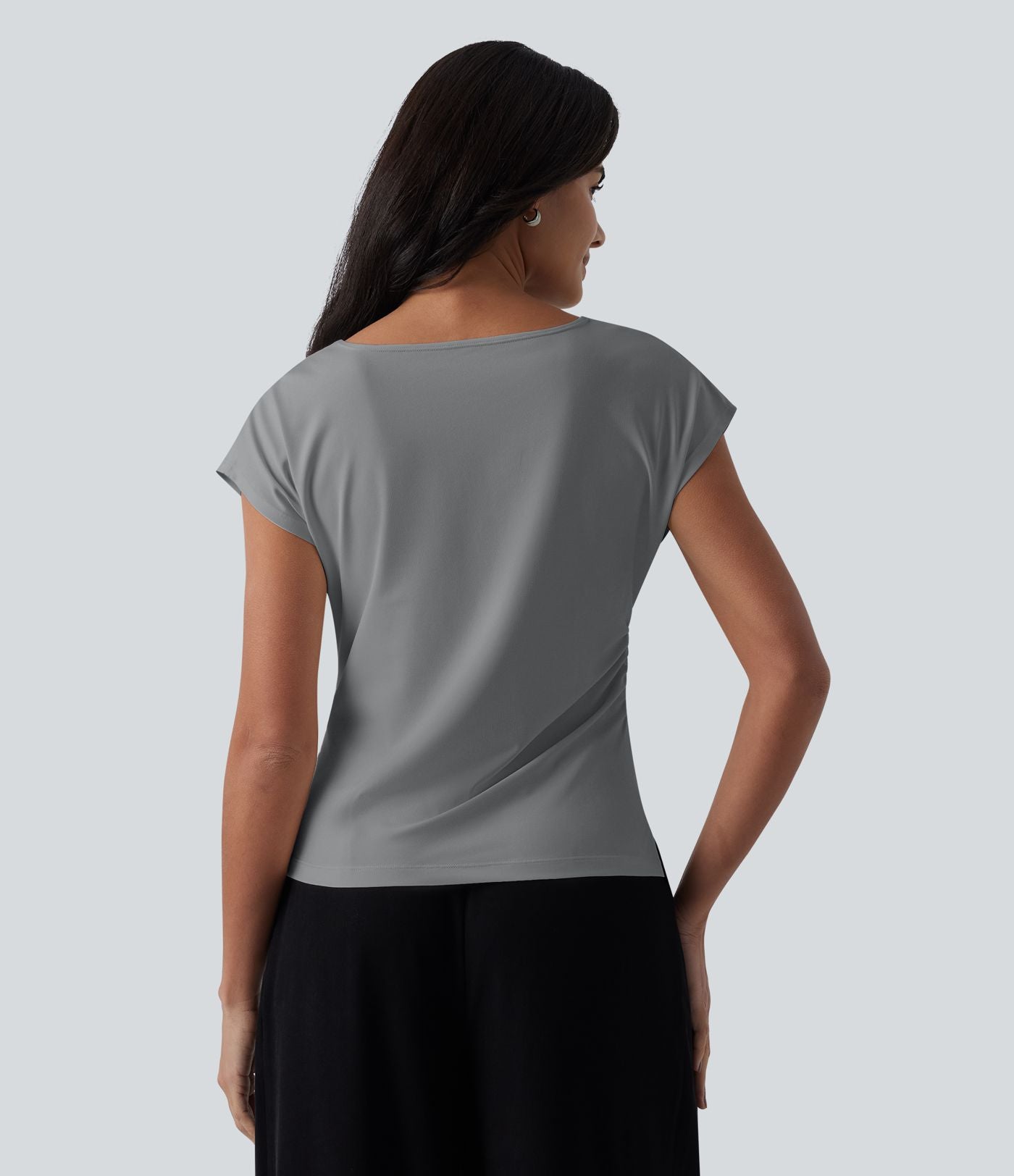 Blouse tailleur asymétrique col drapé manches courtes avec fronces et ourlet fendu