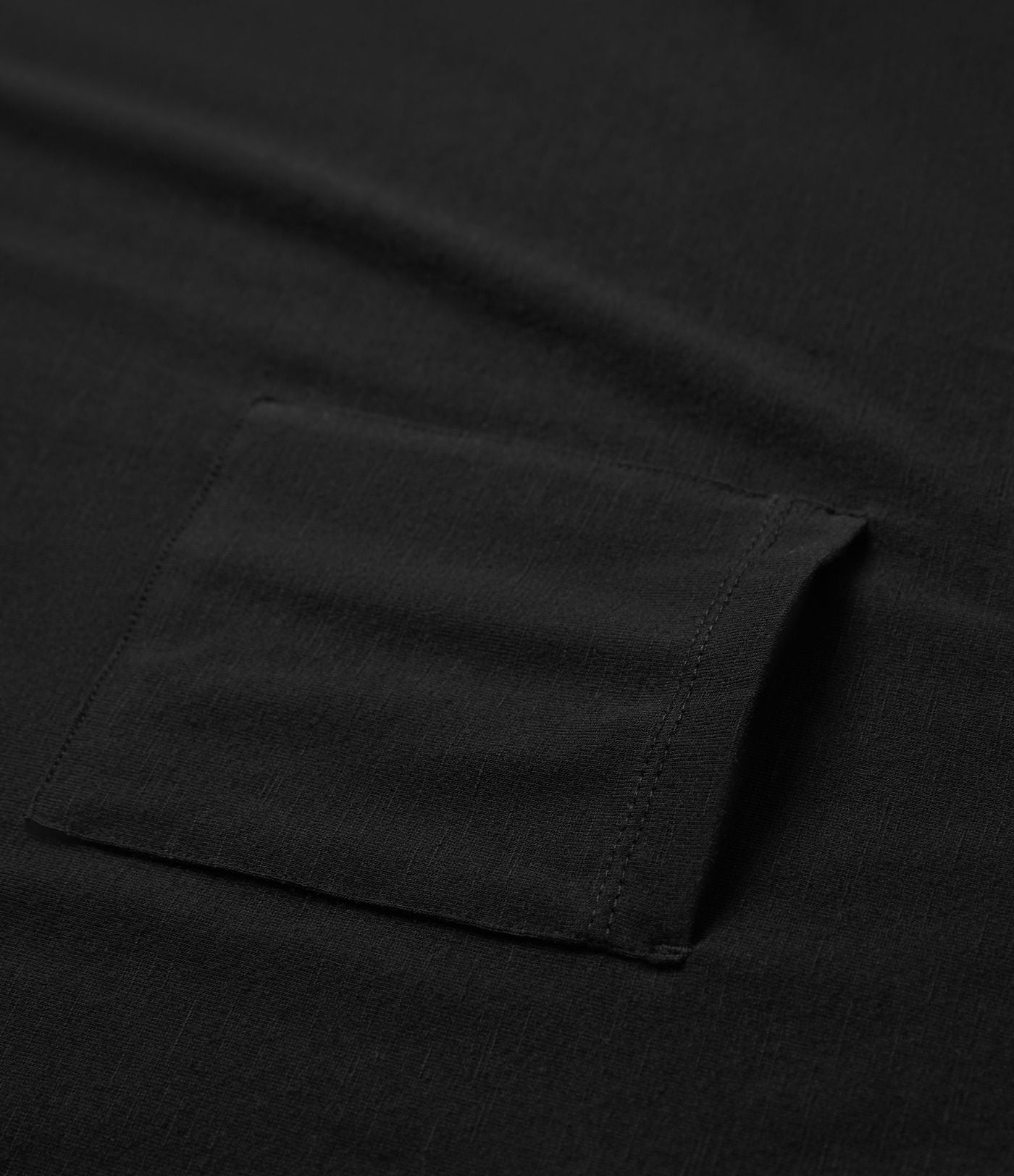 Top col rond manches courtes avec poche