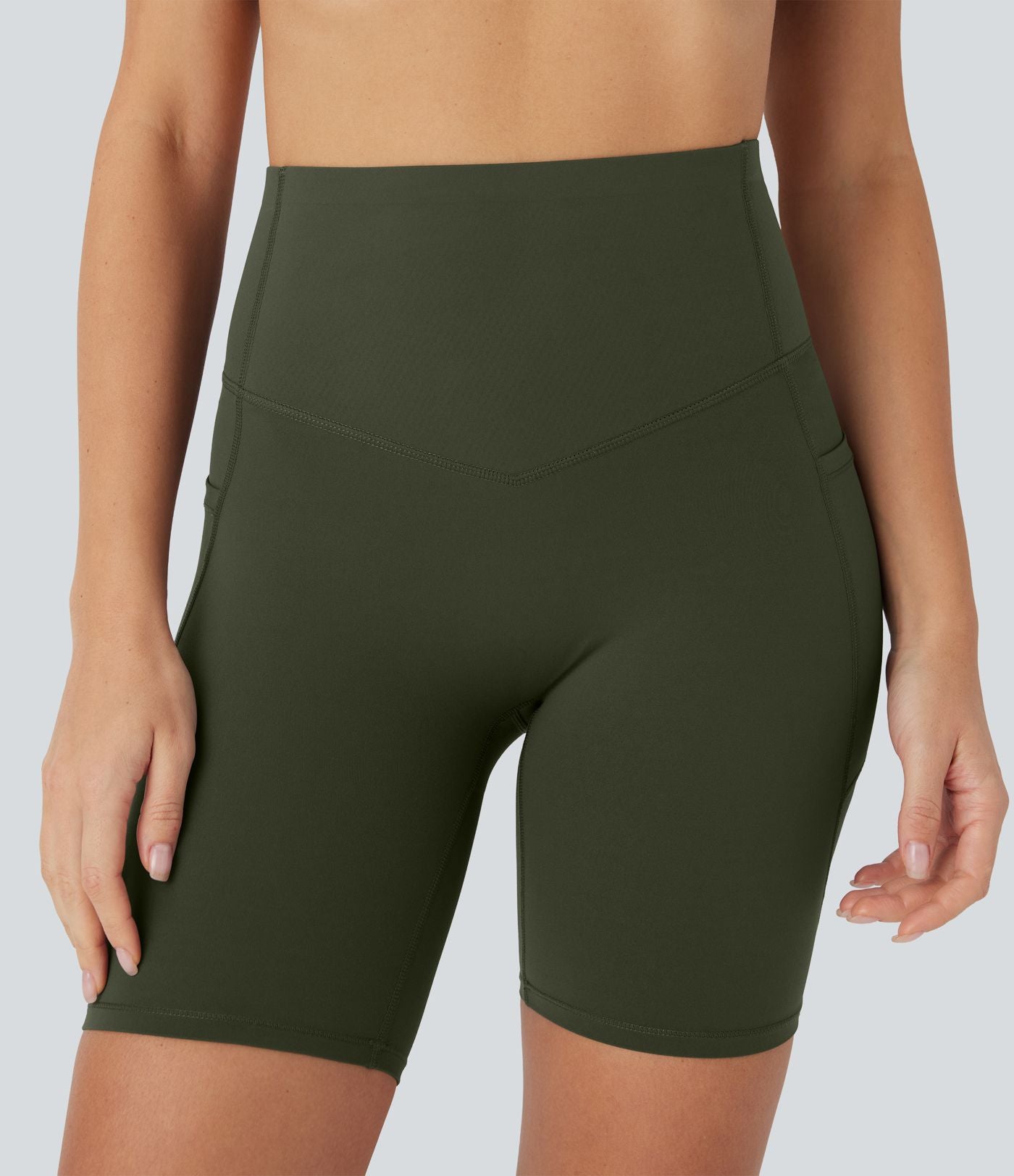 Short cycliste 17,5 cm d'entraînement gainant galbant taille haute avec poches Halara UltraSculpt™