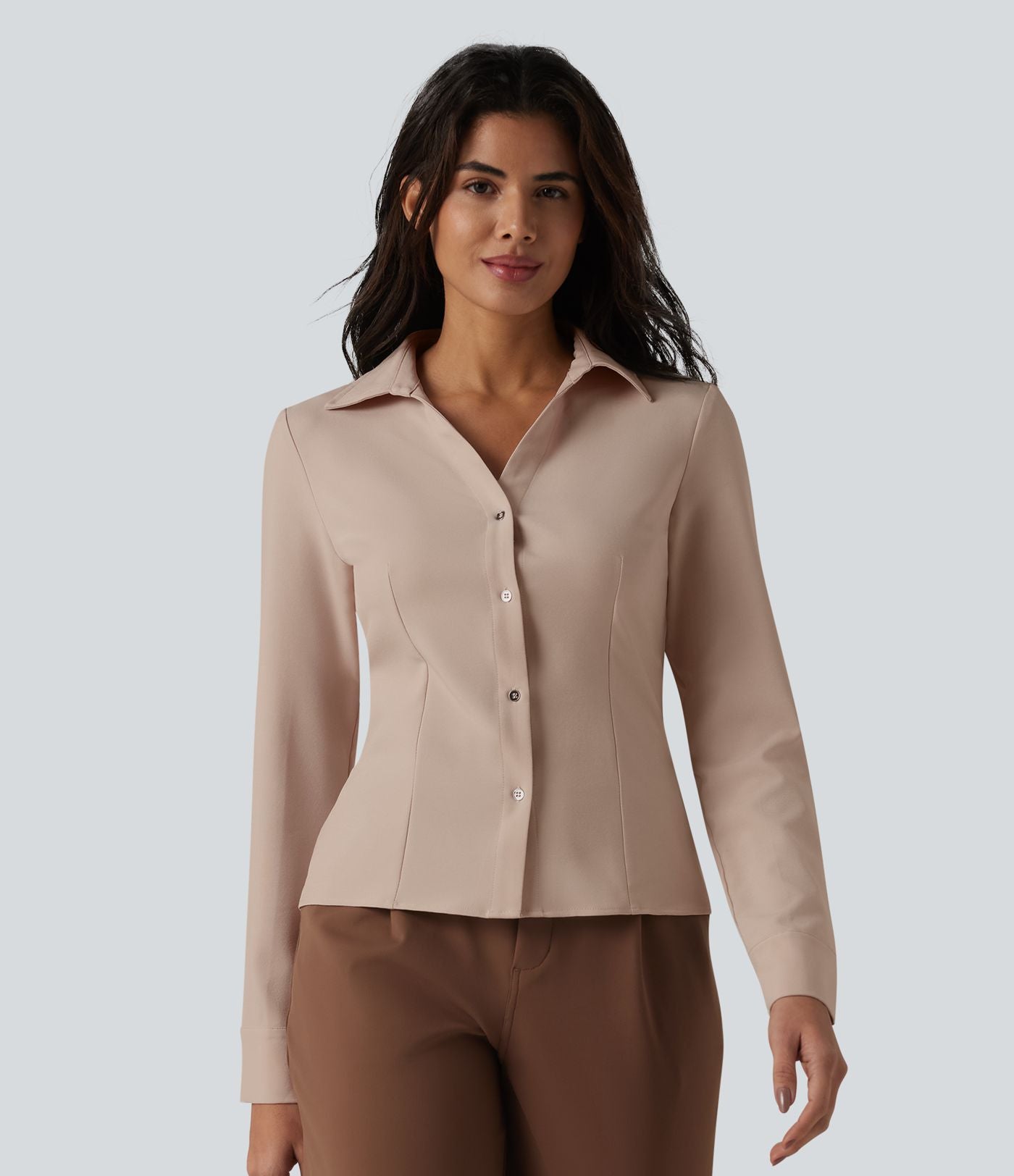 Chemise tailleur à col et manches longues avec braguette boutonnée