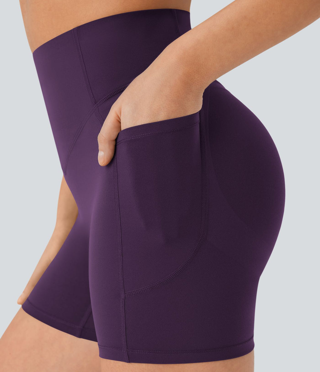 Short cycliste 12,5 cm d'entraînement gainant galbant taille haute avec effet scrunch et poches Halara UltraSculpt™