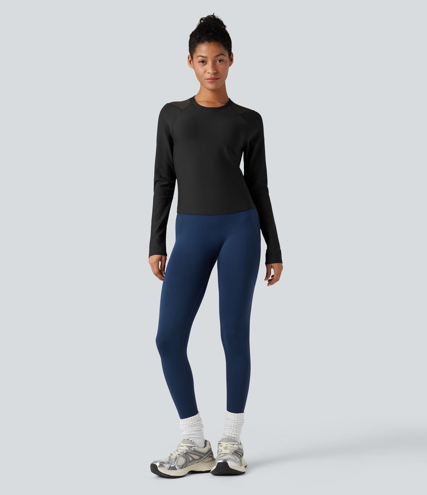 Top de sport yoga col rond manches raglan longues mesh contrastant