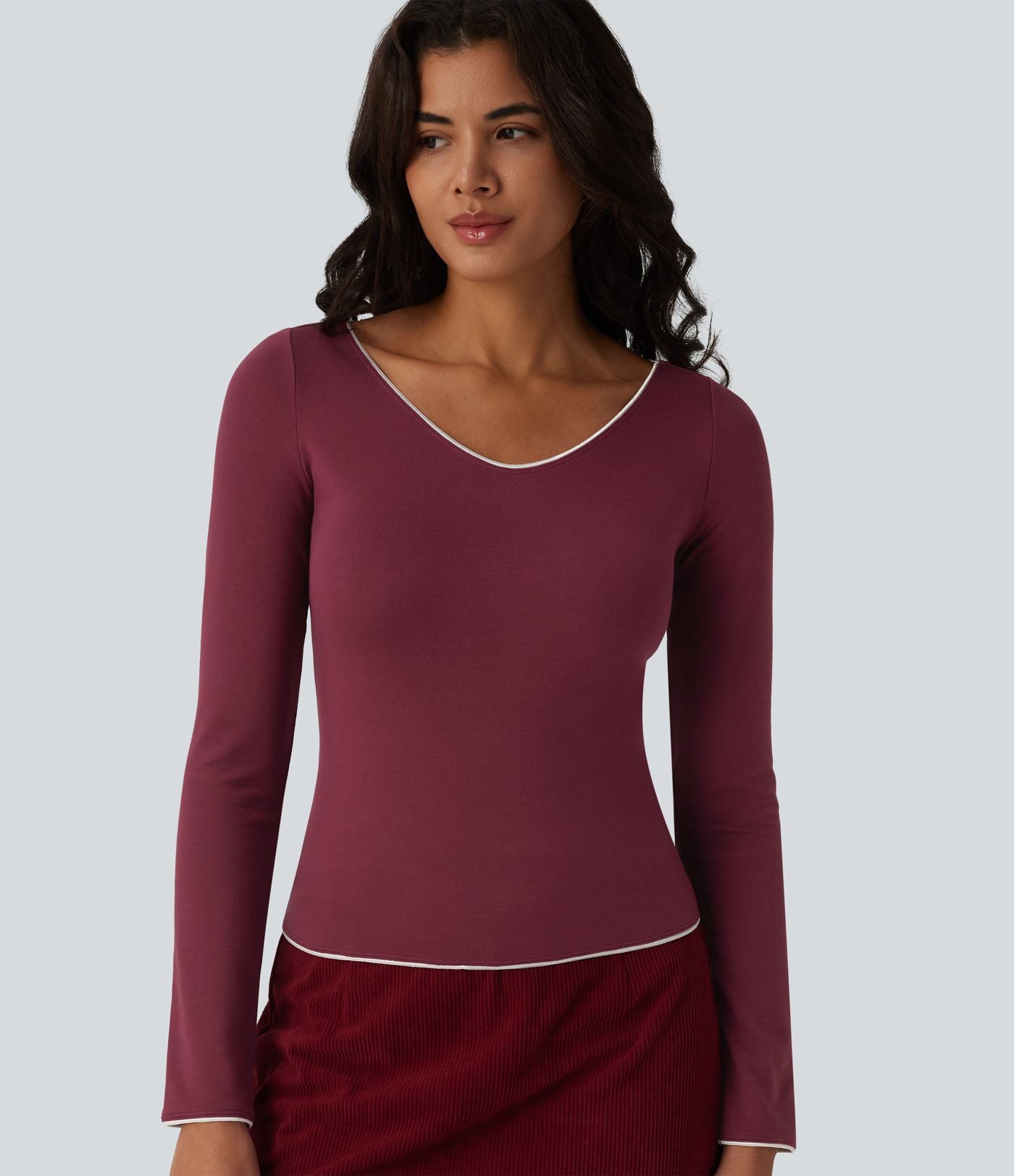 Top casual chauffant Halara HeatCore col V manches longues avec liserés contrastants