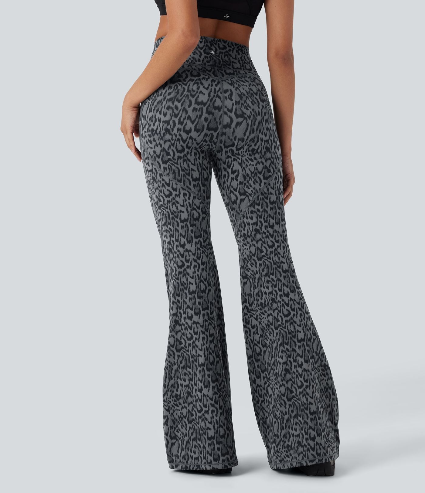 Pantalon de yoga évasé gainant galbant taille haute imprimé léopard Halara UltraSculpt™