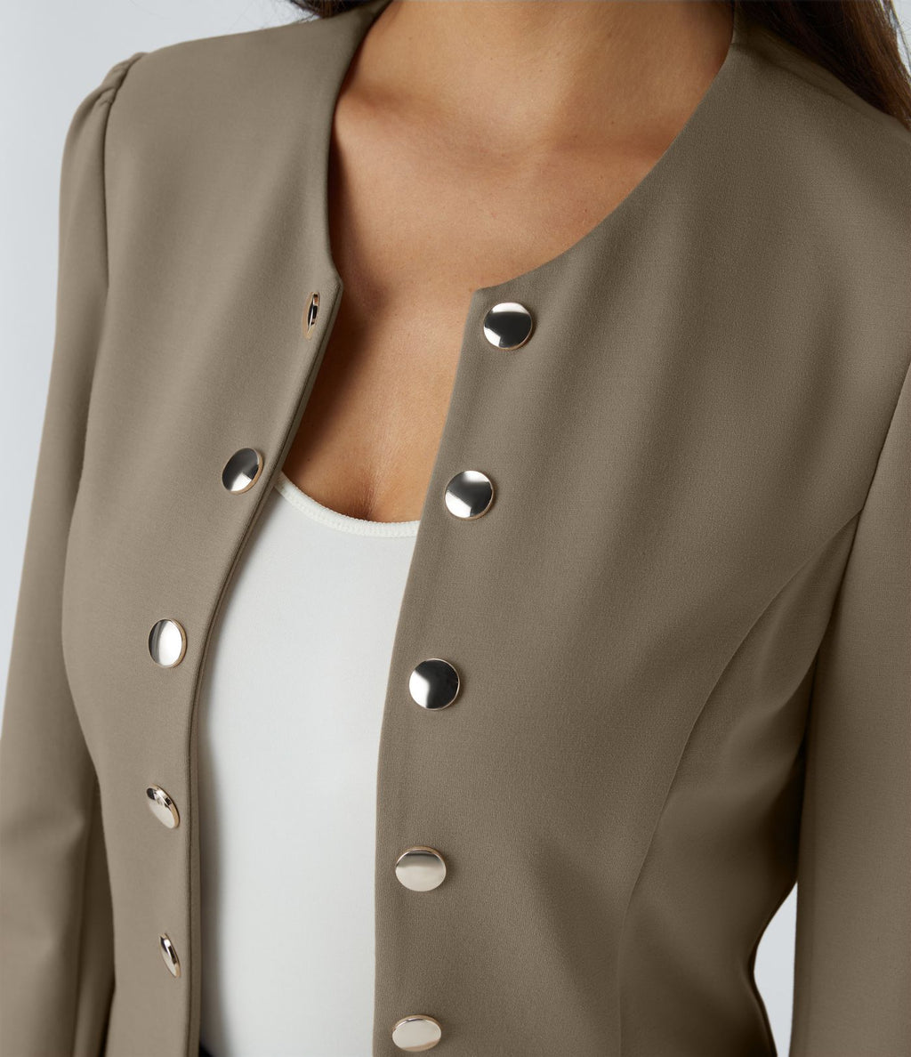 Blazer tailleur ajusté à col rond, manches longues avec boutons décoratifs