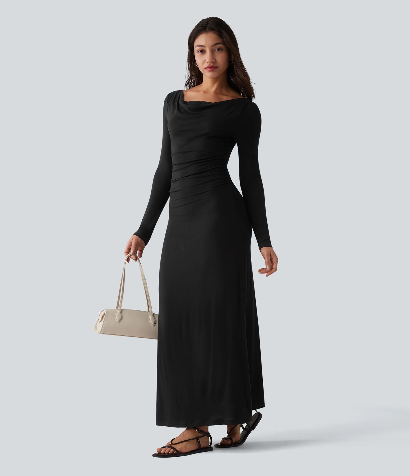 Robe longue en maille côtelée col bénitier manches longues avec dentelle contrastée
