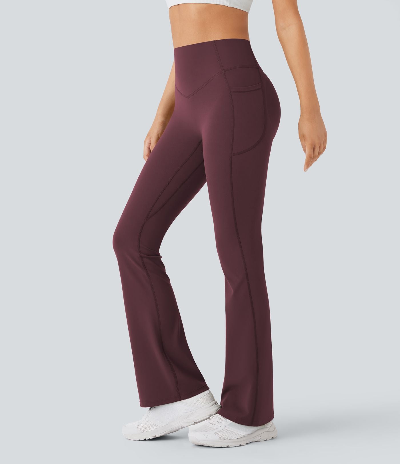 Pantalon de yoga à coupe bootcut gainant galbant taille haute avec effet scrunch et poches Halara UltraSculpt™