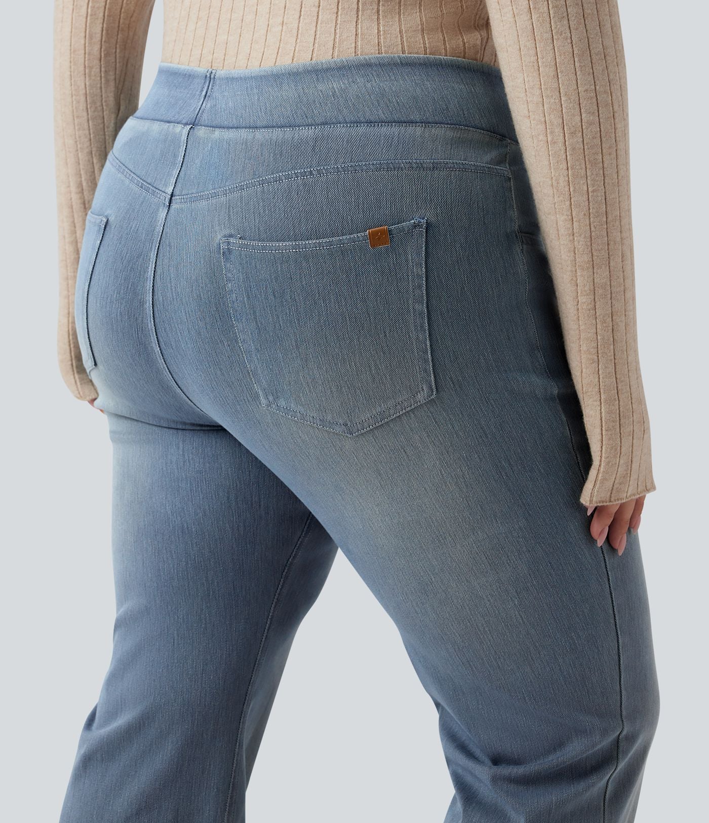 Jean décontracté Halara Flex™ grande taille bootcut taille haute en maille extensible délavée avec multiples poches