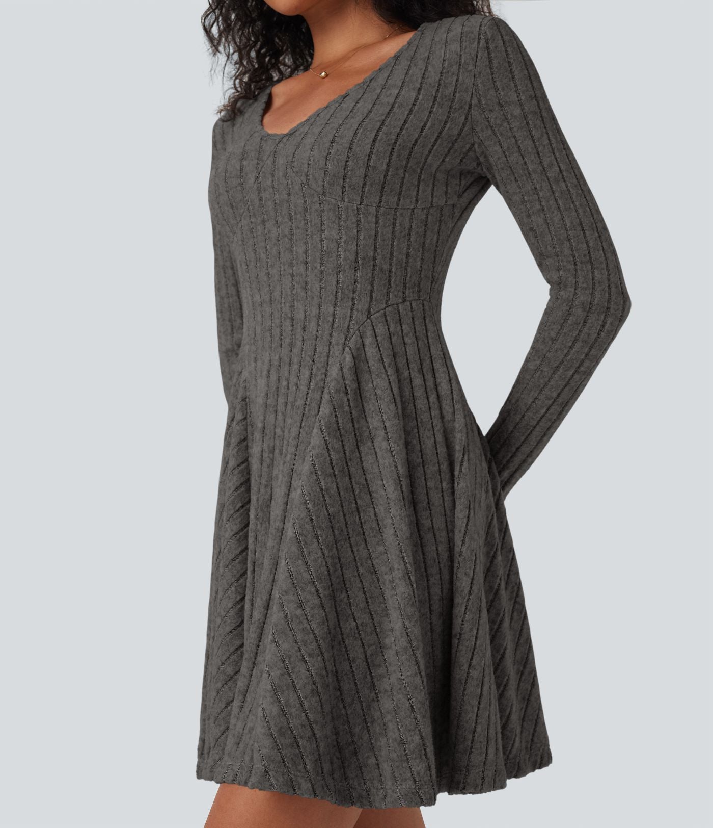 Robe décontractée mini évasée maille côtelée col V manches longues