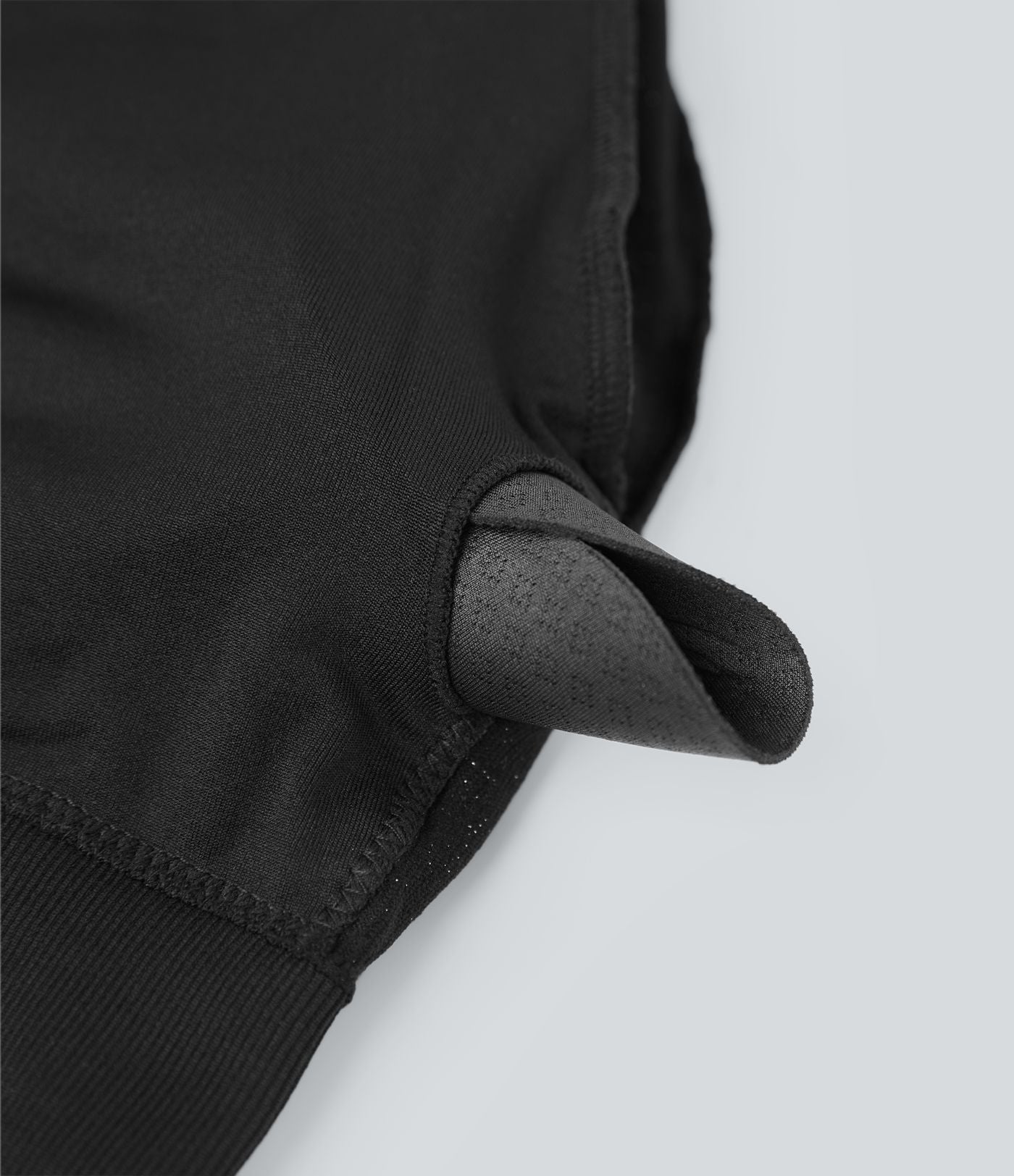 Crop top OneForm Seamless Flow, manches longues, col rond, effet sparkle avec passe-pouces