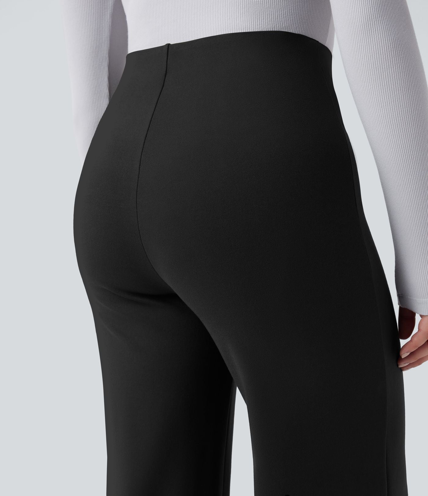 Pantalon tailleur évasé ample taille haute en ponte roma résistant