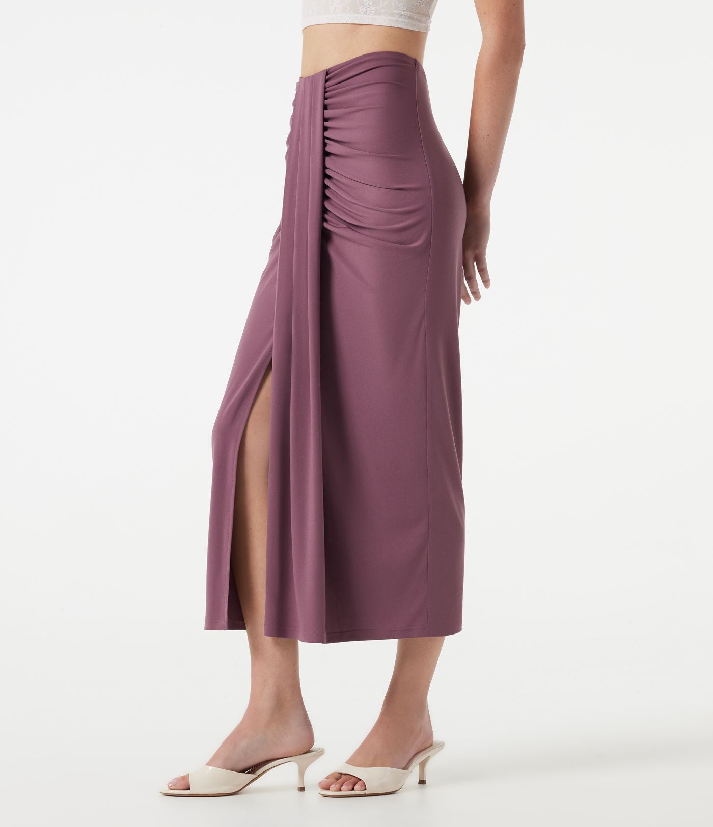 Jupe midi moulante taille haute froncée