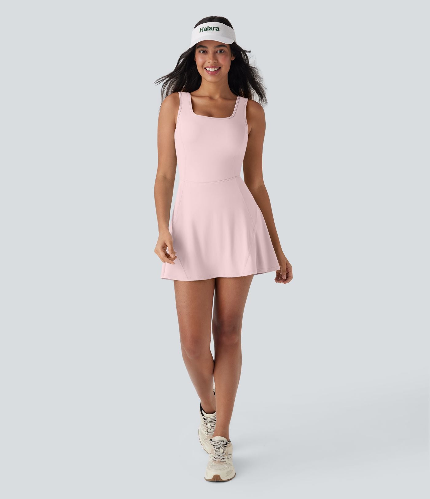 Robe SoftlyZero™ Airy de danse mini 2-en-1 dos nu, col U, bretelles croisées, poches latérales et effet frais InstantCool, accès facile Easy Peasy