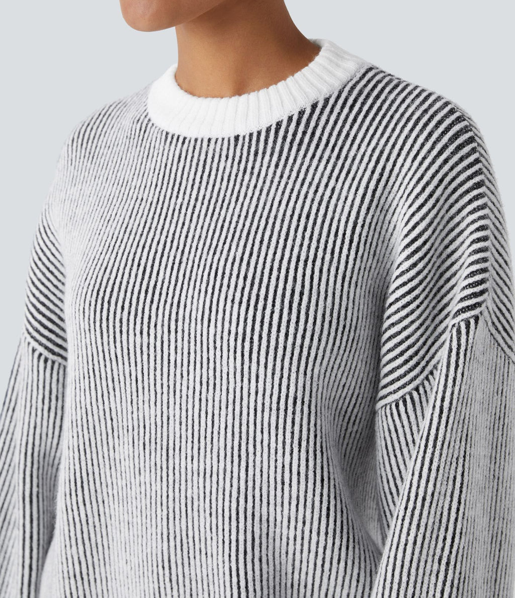 Pull col rond motif rayé bicolore à manches longues