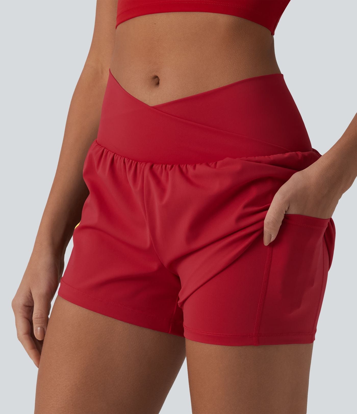 Short de yoga 2-en-1 SoftlyZero™ Airy croisé taille haute 7,5 cm effet frais InstantCool avec poches