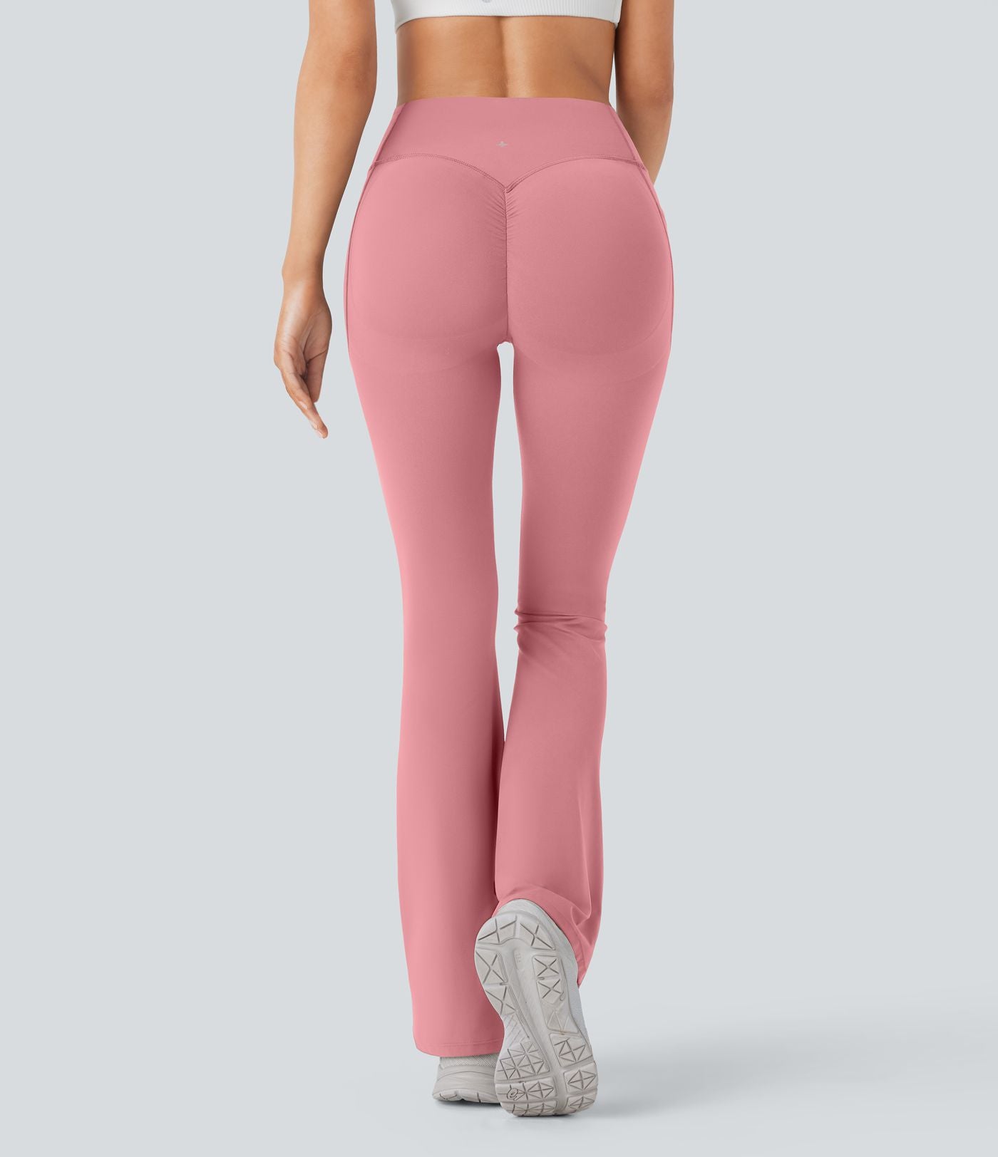 Pantalon de yoga à coupe bootcut gainant galbant taille haute avec effet scrunch et poches Halara UltraSculpt™