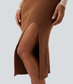 Jupe pull mi-longue moulante fendue taille haute