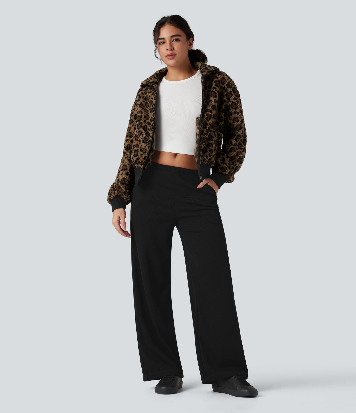 Veste sherpa col montant côtes contrastantes avec fermeture éclair et poches
