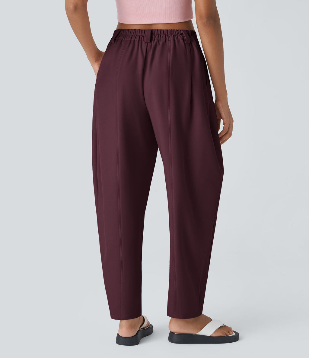 Pantalon tailleur ample, taille moyenne, coupe barrel, à poches