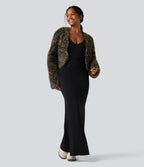 Manteau cape fausse fourrure col V manches longues