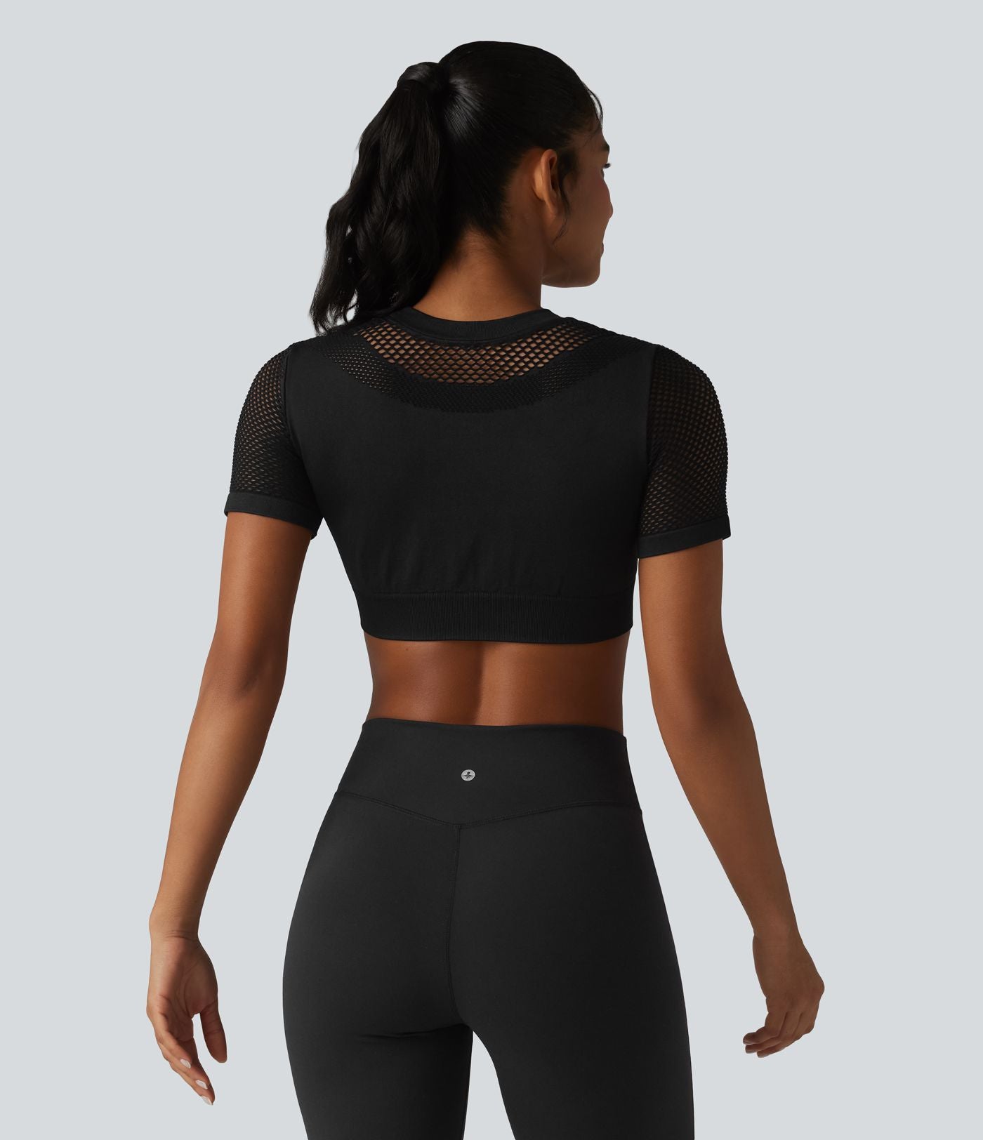 OneForm Seamless Flow Haut de sport crop col rond manches courtes avec découpes